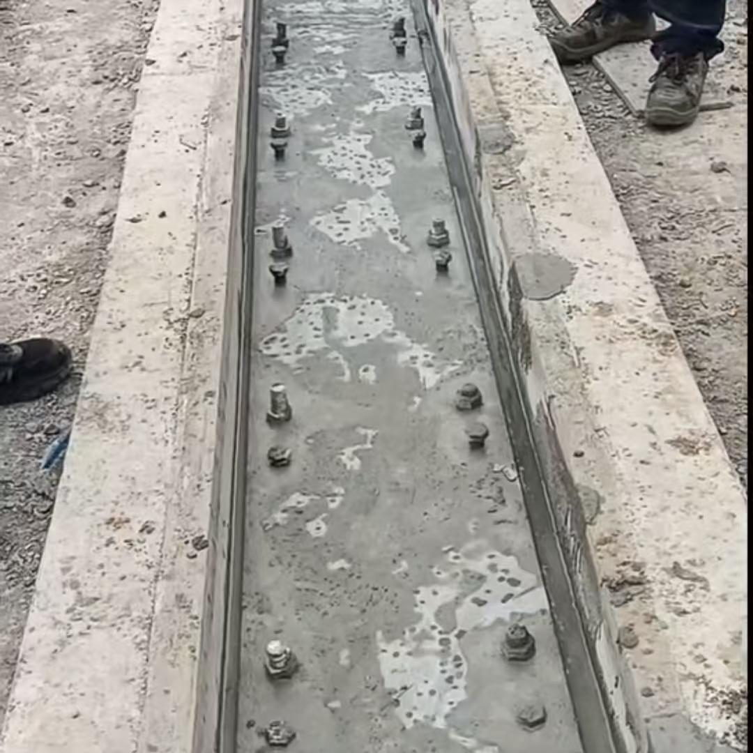 文水港口码头起重机龙门吊重型机械设备稳固用早强快凝轨道胶泥